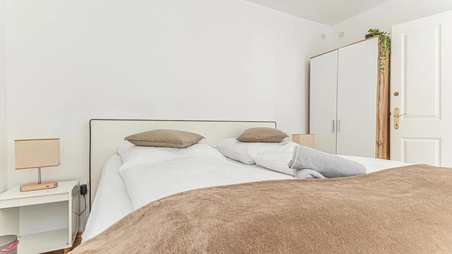 Modern 1Br Apartment Close To Westbahnhof Vienna