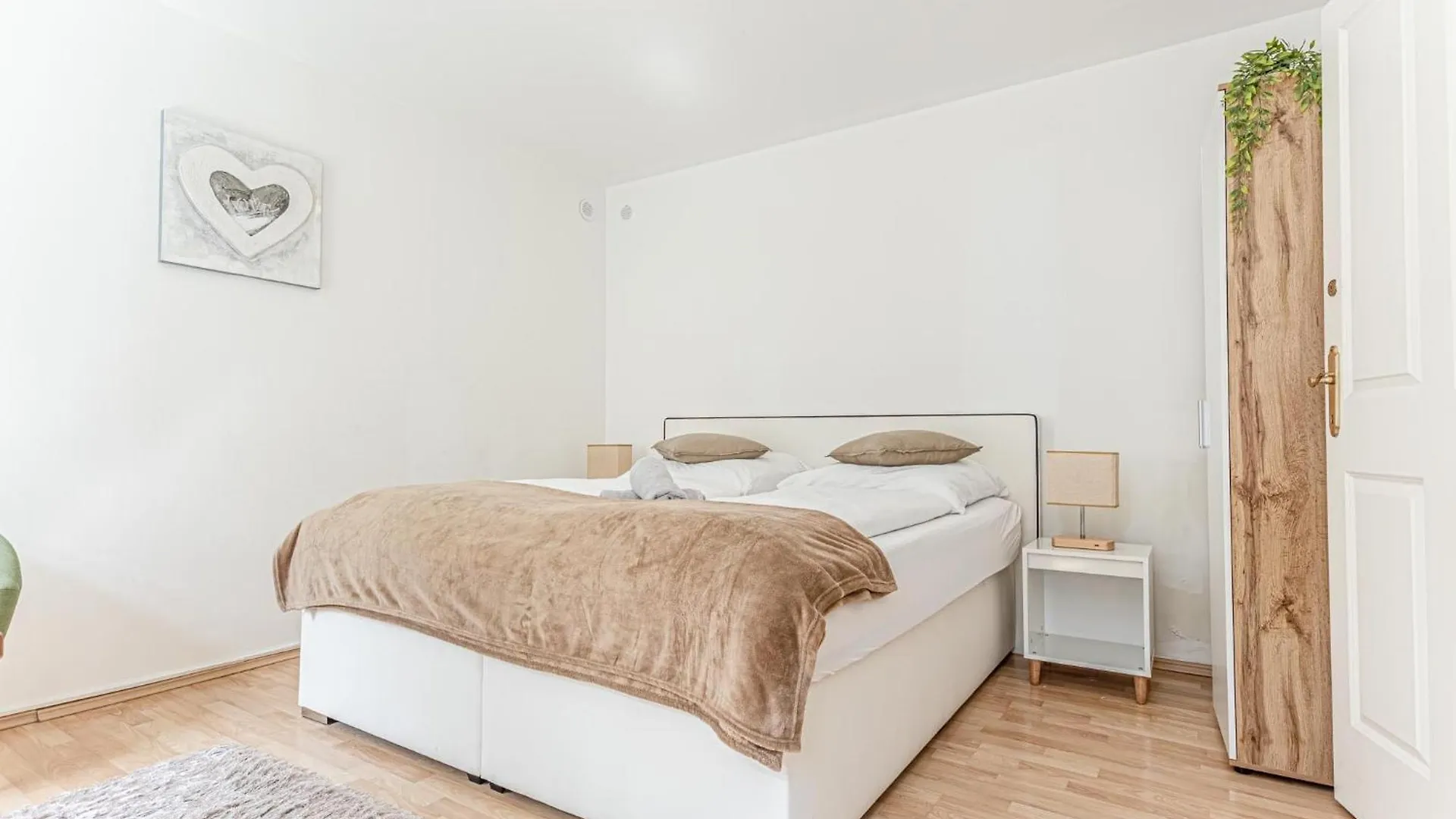 Modern 1Br Apartment Close To Westbahnhof Vienna